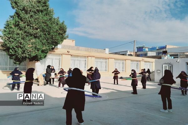 برگزاری المپیاد ورزشی در دبیرستان دخترانه رفعت