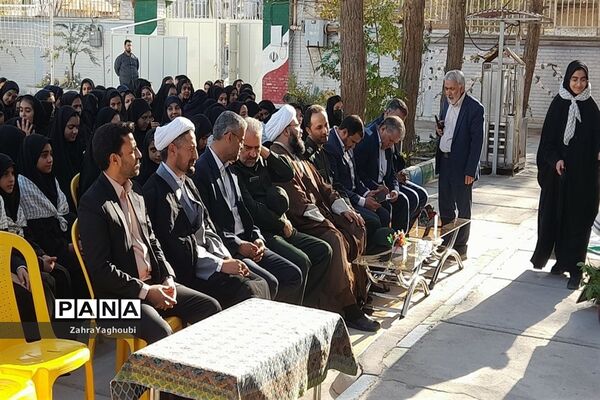 مراسم هفته بسیج دانش‌آموزی در مدرسه شهید اکبر نژاد خلیل اباد