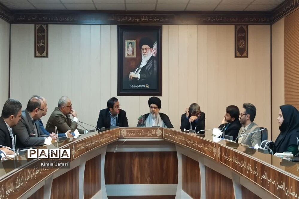 تجلیل از عوامل باکس خبری جوانه در روز نوجوان
