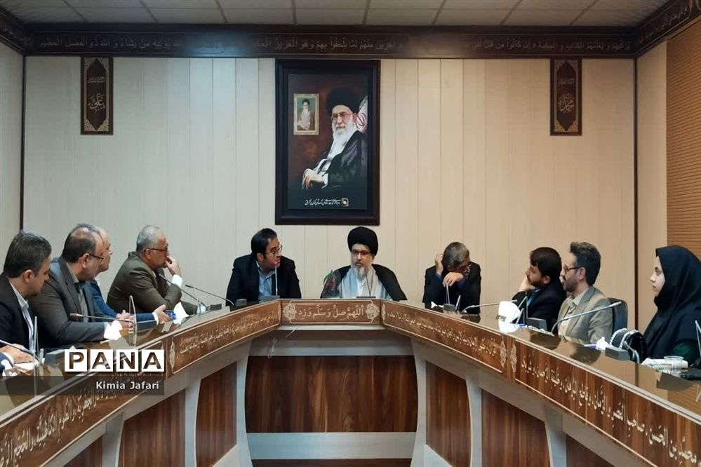 تجلیل از عوامل باکس خبری جوانه در روز نوجوان