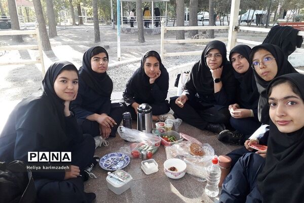 اردوی مثبت‌هشتادیا ۲ ویژه دختران در کانون امام خمینی(ره) شهرری