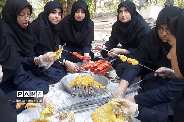 اردوی مثبت‌هشتادیا ۲ ویژه دختران در کانون امام خمینی(ره) شهرری