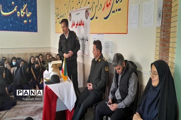 گرامیداشت هفته پدافند غیر‎عامل در شهرستان مانه و سملقان