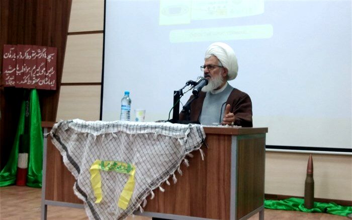 عقب‌نشینی در برابر دشمن هزینه‌ای سنگین‌تر از مقاومت دارد