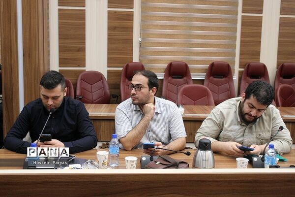 نشست خبری بزرگداشت یوم الله ۱۳ آبان