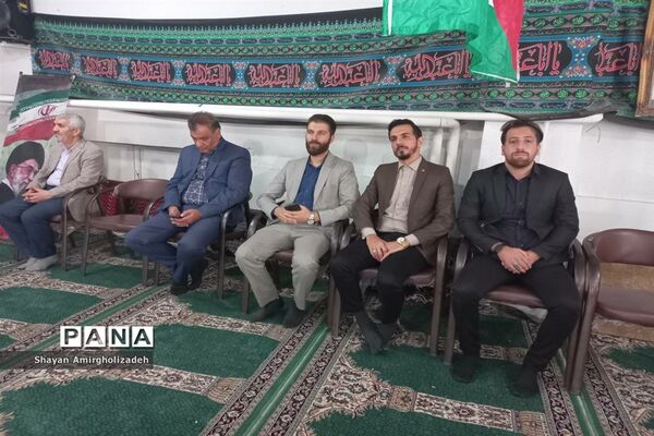 مراسم یادبود شهید حسین فهمیده در هنرستان امیرکبیر قرچک