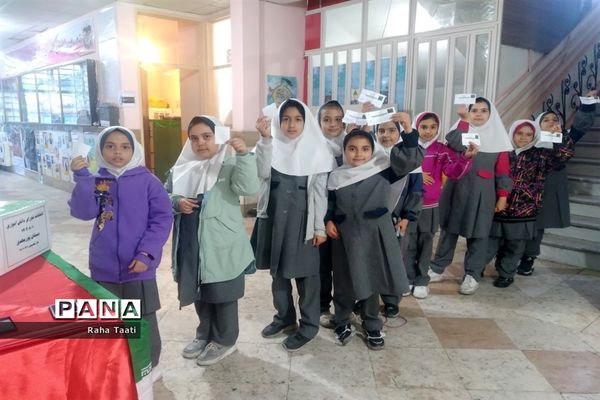 انتخابات شورای دانش‌آموزی در مدرسه شهید پورمهدی شهر اراک