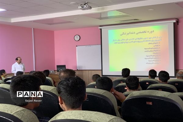 برگزاری اردوی دانش‌آموزان رشته تجربی دبیرستان نمونه آیت الله خامنه‌ای کاشمر