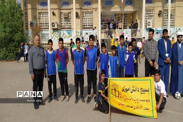 افتتاحیه  المپیاد درون مدرسه‌ای در دبیرستان آزادگان بهبهان