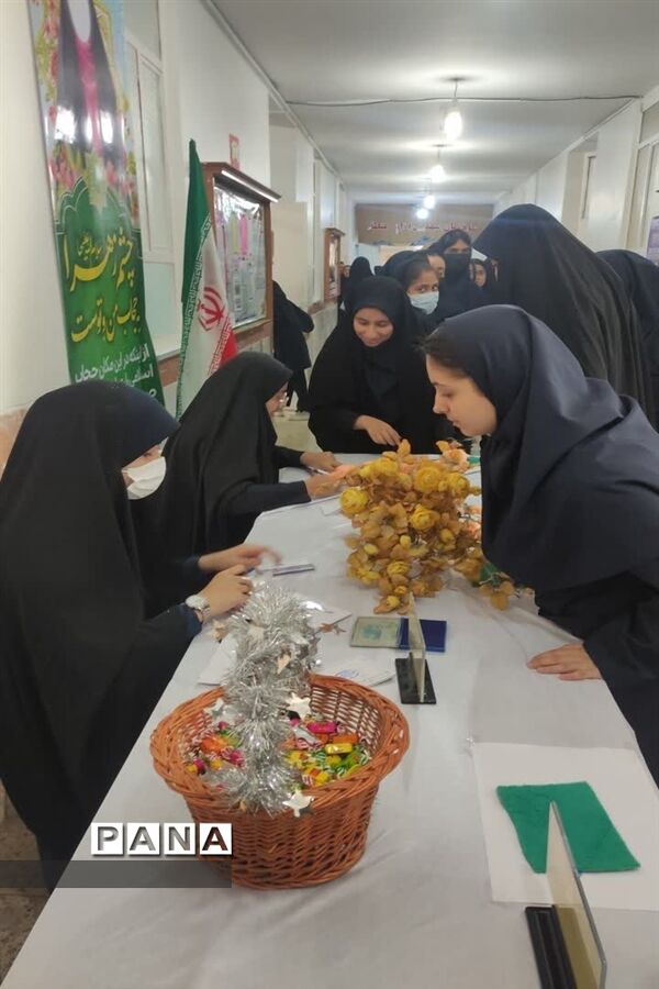 برگزاری انتخابات شورای دانش‌آموزی در امیدیه