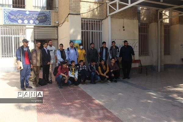 اعزام دانش‌آموزان کرمانی برای دیدار رهبری