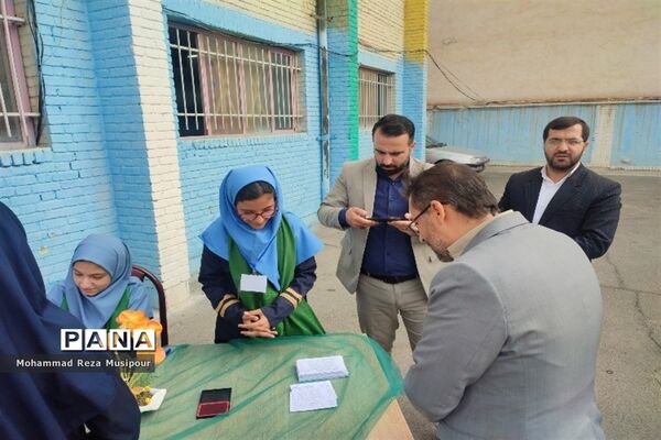 برگزاری انتخابات شورای دانش‌آموزی دبیرستان عطیه 2 ملارد