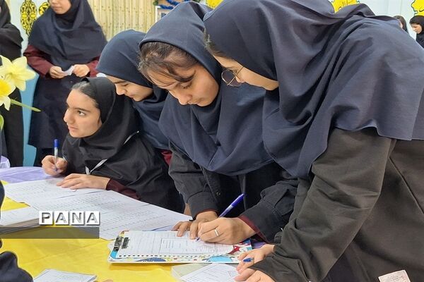 برگزاری انتخابات شورای دانش‌آموزی  دبیرستان سیزده آبان ناحیه یک کرج