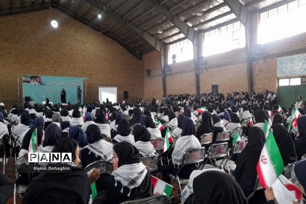 تجمع بزرگ فهمیده‌های دهه‌هشتادی در پاکدشت