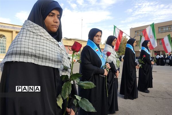 برگزاری مراسم نمادین انتخابات شوراهای دانش‌آموزی  در شیراز