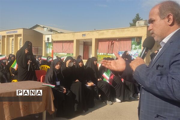 برگزاری مراسم نمادین انتخابات شوراهای دانش‌آموزی  در شیراز