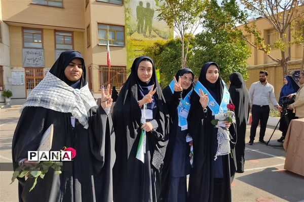برگزاری مراسم نمادین انتخابات شوراهای دانش‌آموزی  در شیراز