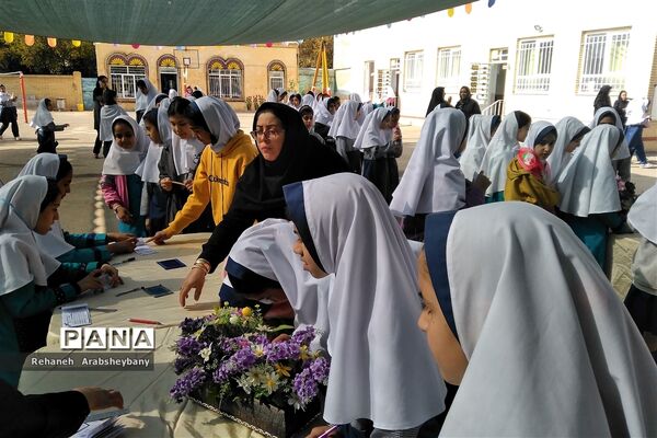 انتخابات شورای دانش‌آموزی در مدارس شهرستان آباده