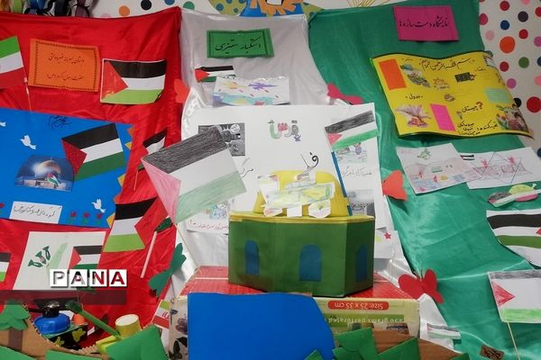 نمایشگاه دست سازه‌های استکبارستیزی، در دبستان پسرانه حضرت رسول اکرم شهرستان پردیس