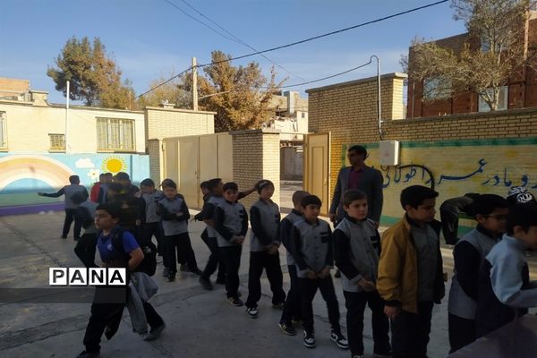 انتخابات شورای دانش‌آموزی مدرسه معلم دوره دوم