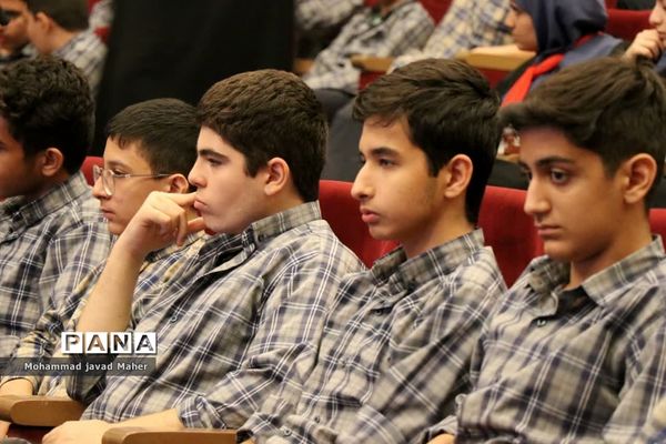 یادواره شهدای دانش‌آموزی شهرستان قدس