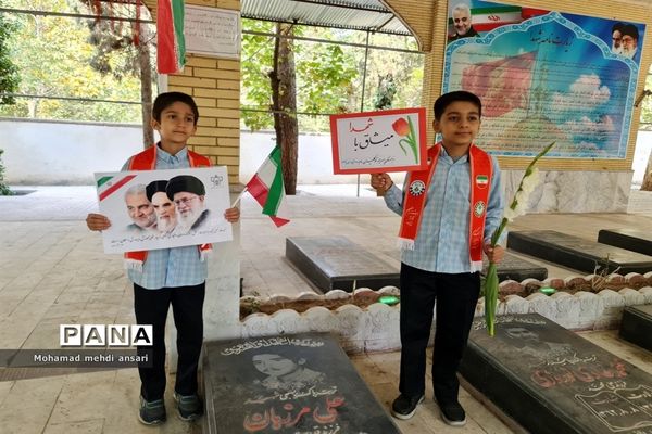 میثاق دانش‌آموزان ناحیه دو شیراز با شهدا به‌مناسبت هفته بسیج دانش آموزی