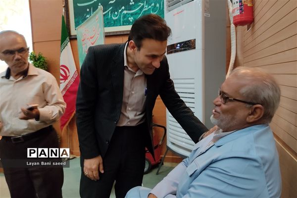 مراسم تجلیل از برگزیدگان علمی خانواده‌های ایثارگران در شیراز