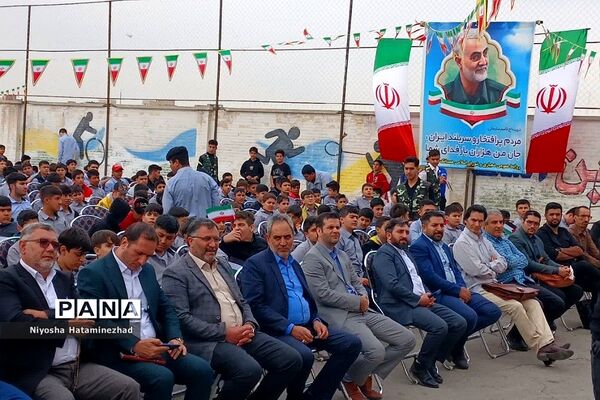 یادواره شهدای دانش‌آموزی در همدانک شهرستان بهارستان