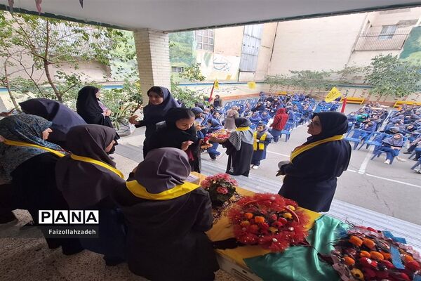انتخابات شورای دانش‌آموزی در دبیرستان وحدت منطقه ۱۳