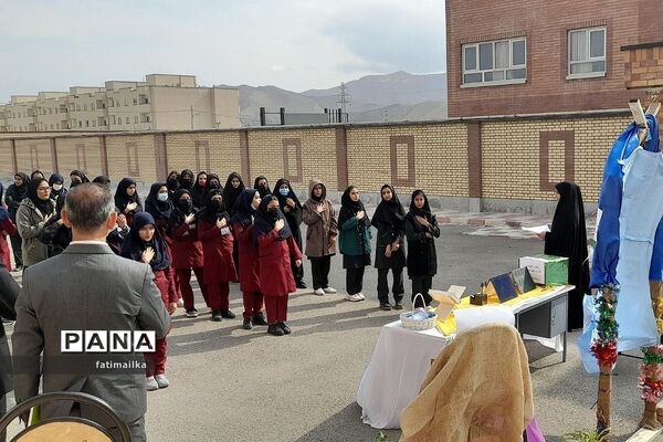 مراسم نمادین انتخابات شورای دانش‌آموزی در شهرستان فیروزکوه