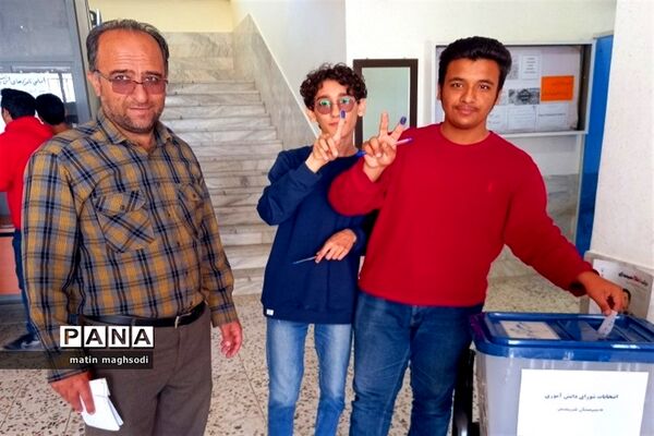 انتخابات شورای دانش‌آموزی دبیرستان دکتر شریعتی شهرستان  جاجرم