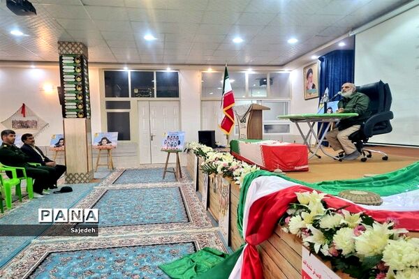 برگزاری یادواره شهدا دبیرستان دخترانه امام حسین(ع) شهرستان کاشمر