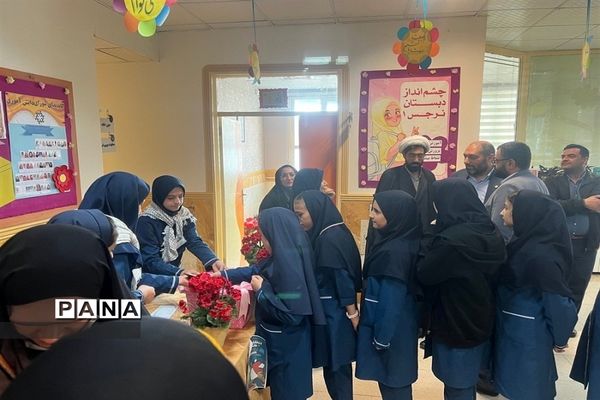 بازدید معاون پرورشی و فرهنگی البرز از برگزاری انتخابات شورای دانش آموزی