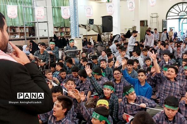 مراسم یادواره شهدای دانش‌آموز در شهرستان قرچک