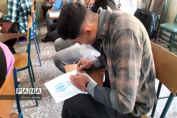 برگزاری کارگاه آموزش خبرنویسی ویژه دانش‌آموز خبرنگاران پسر در کانون شهدای فرهنگی ملارد