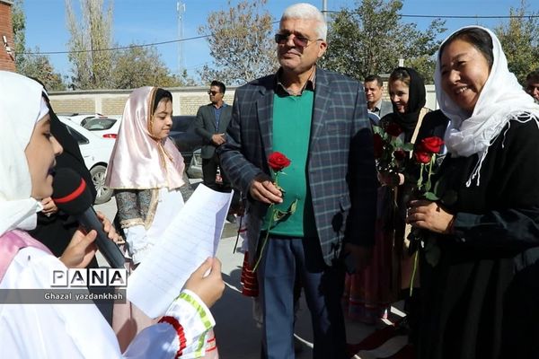 آیین افتتاح و بهره برداری از دبستان 12 کلاسه حضرت معصومه (س) منطقه‌ تبادکان