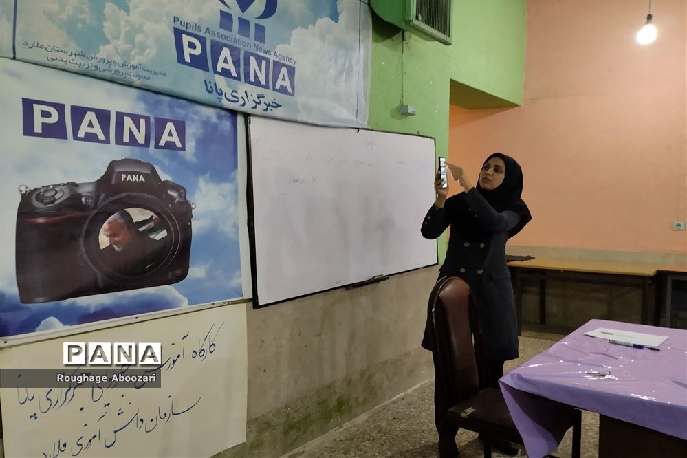برگزاری کارگاه آموزش خبرنویسی ویژه دانش‌آموزان دختر در کانون شهدای فرهنگی ملارد