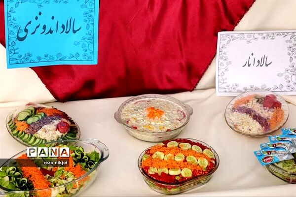 نمایشگاه دست سازه‌های هنرستان هنرهای زیبا ناحیه یک بهارستان