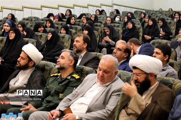 مراسم یادواره شهدای دانش‌آموز در کانون شهدای پاکدشت