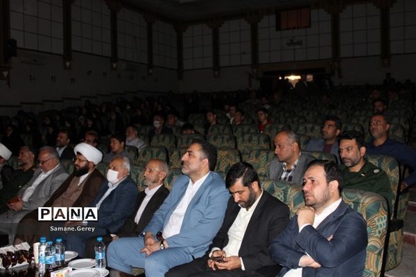 مراسم یادواره شهدای دانش‌آموز در کانون شهدای پاکدشت