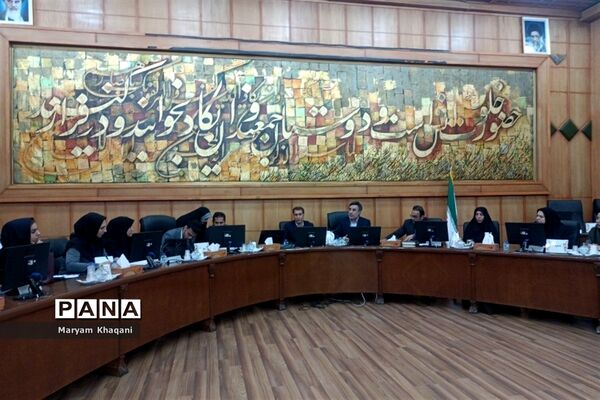 گردهمایی معاونان و کارشناسان حوزه آموزش ابتدایی استان فارس