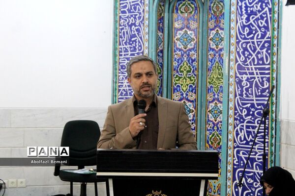 مراسم معرفی معاونان جدید «آموزش ابتدایی» و «سوادآموزی» آموزش و پرورش قم