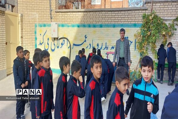 انتخابات شورای دانش‌آموزی مدرسه معلم دوره اول  شهرستان مانه و سملقان