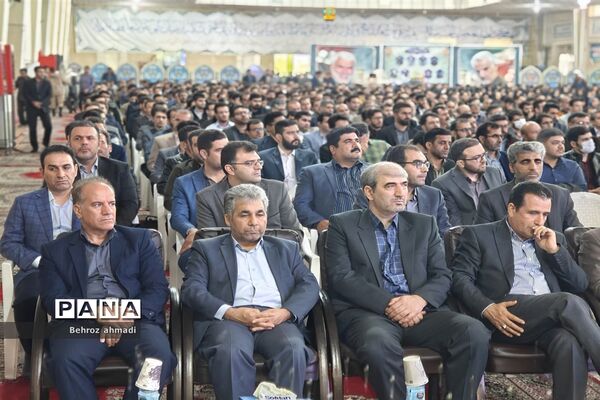 همایش استقبال سوگند یک هزار و 542 نفر ازنومعلمان عرصه تعلیم و تربیت استان کرمانشاه