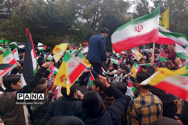 خروش نوجوانان اراک در حمایت از کودکان غزه