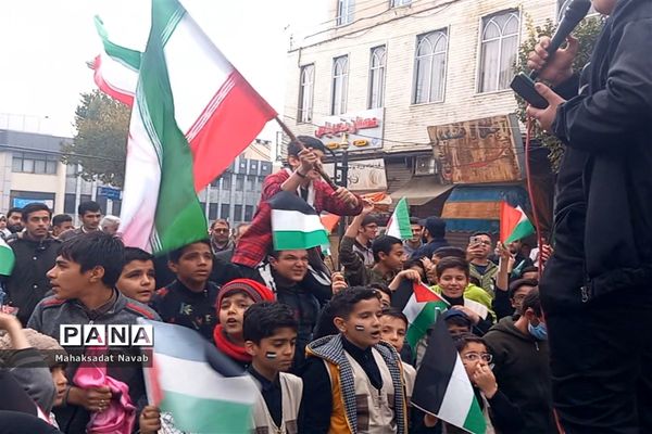 خروش نوجوانان اراک در حمایت از کودکان غزه