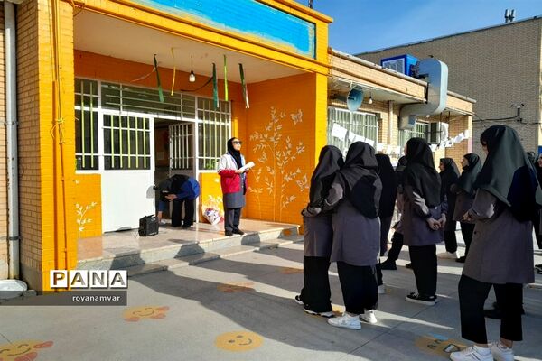 انتخابات کانون دانش‌آموزی هلال احمر درمدارس شهرستان مانه وسملقان