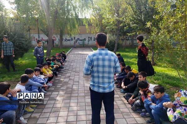 اردوی دانش‌آموزی در مصلی امام خمینی شهریار