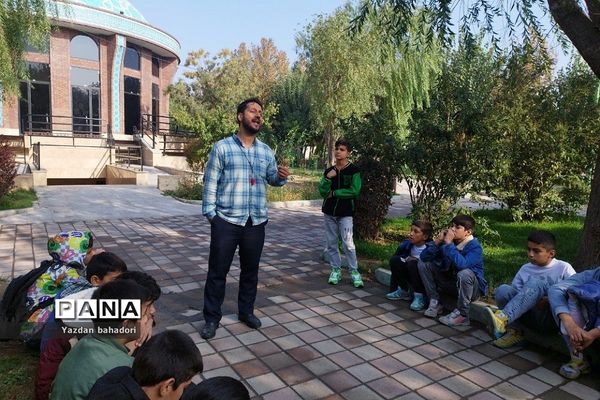 اردوی دانش‌آموزی در مصلی امام خمینی شهریار