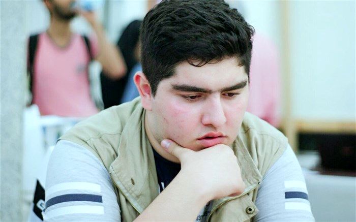 مقصودلو در آستانه ورود به جمع ۱۰ شطرنج باز برتر جهان